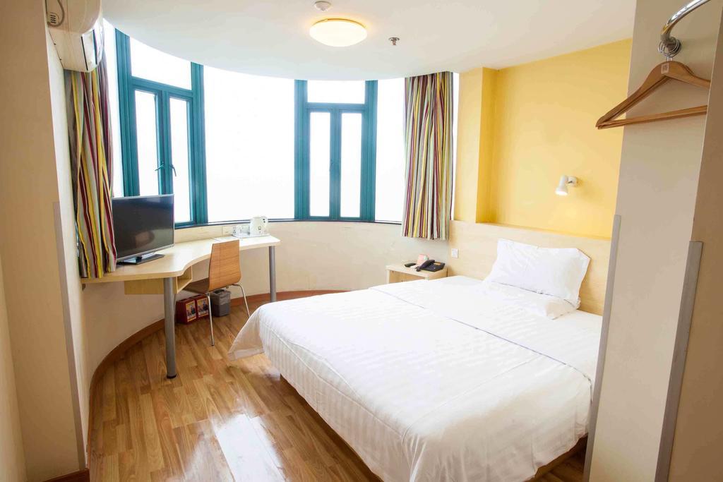 7Days Inn Shantou Jin Yuan Road Room photo